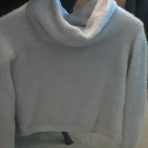 Fuzzy cropped sweater